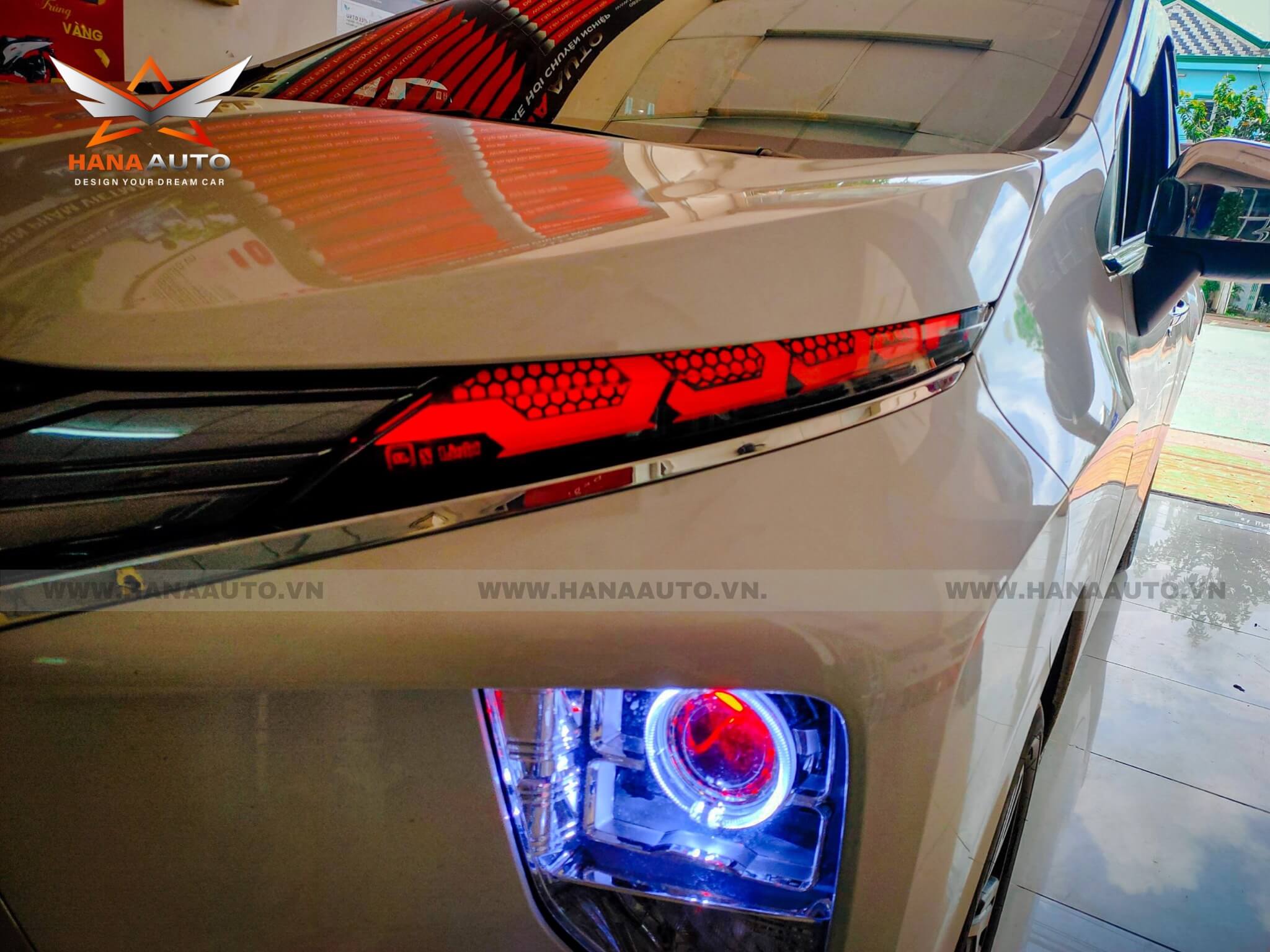 Led Mí Xpander Đổi Màu, Chạy Đuổi Kiểu Audi