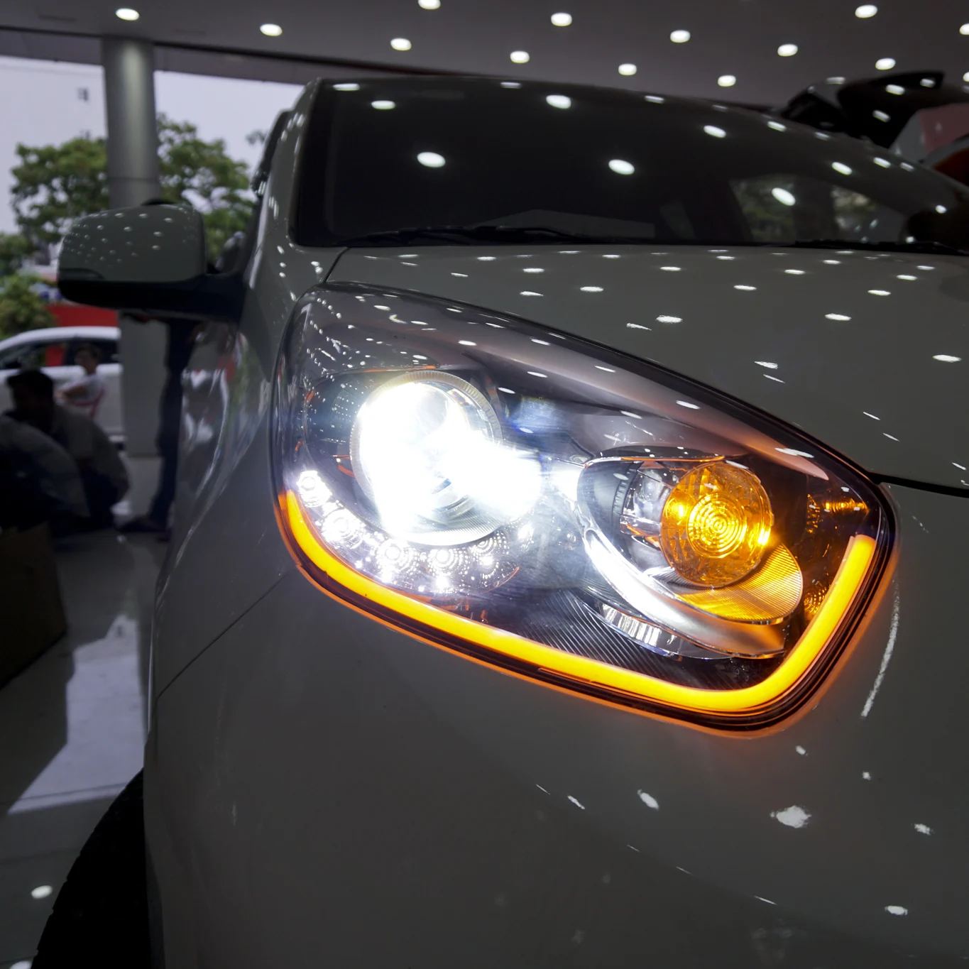 Led mí silicon Aozoom daylight, hiệu ứng Audi