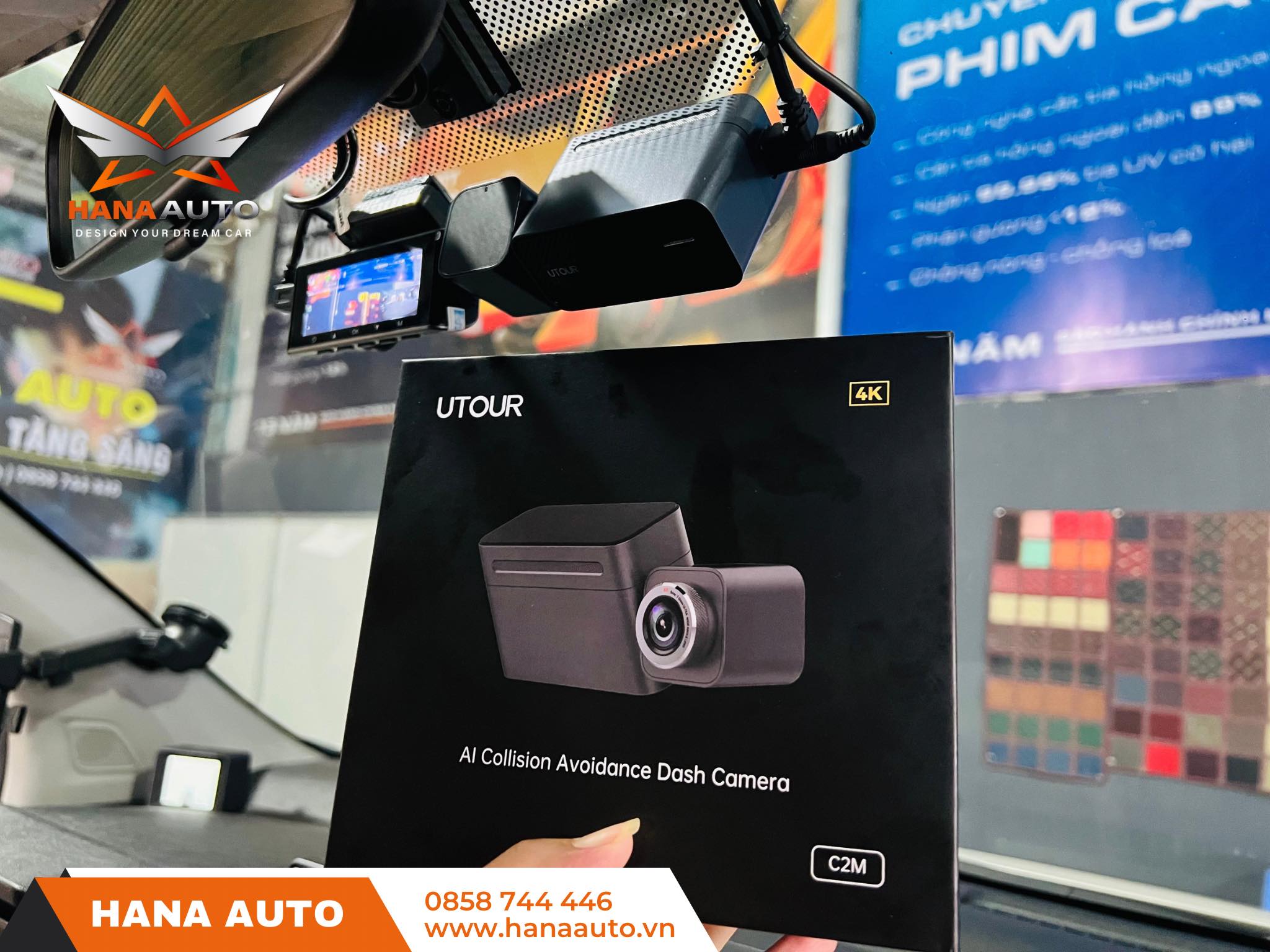 Camera hành trình Utour C2M cảnh báo va chạm