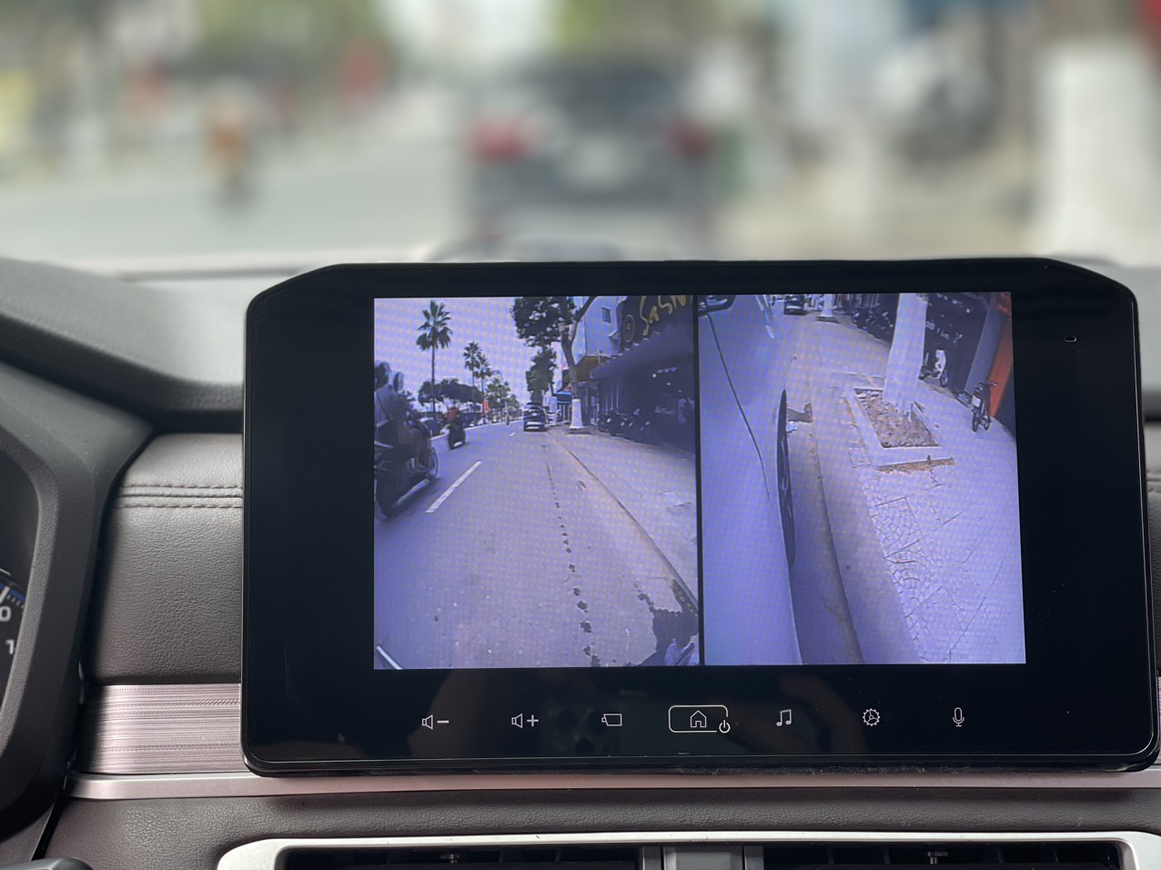 Camera 3 mắt Icar Elliview Y5 Premium 150 độ, ghép hình như cam 360
