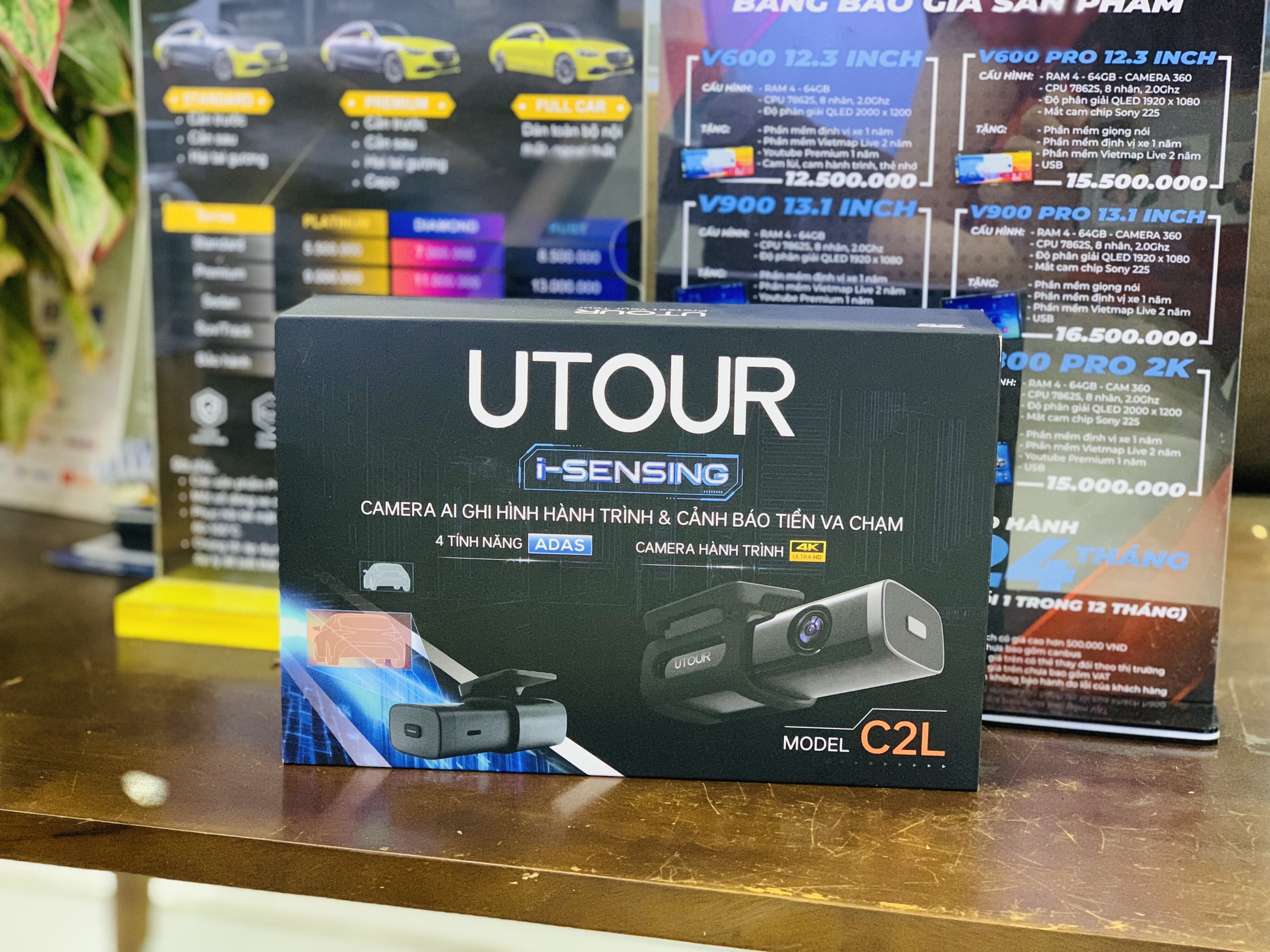 Camera Hành Trình Utour C2L 4K, AI Cảnh Báo Tiền Va Chạm