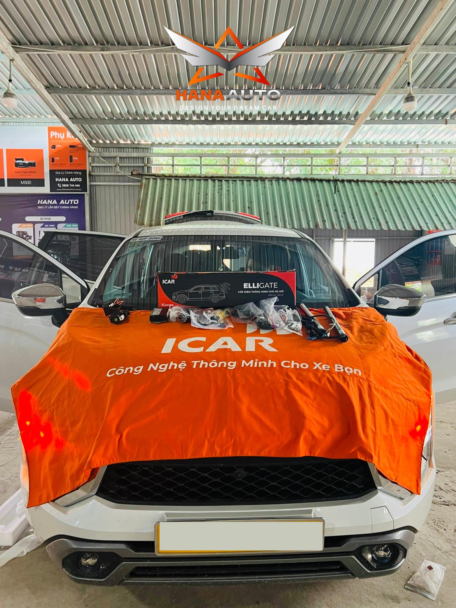 Cốp điện Mitsubishi Xpander Tích Hợp Cảm Biến Đá Cốp