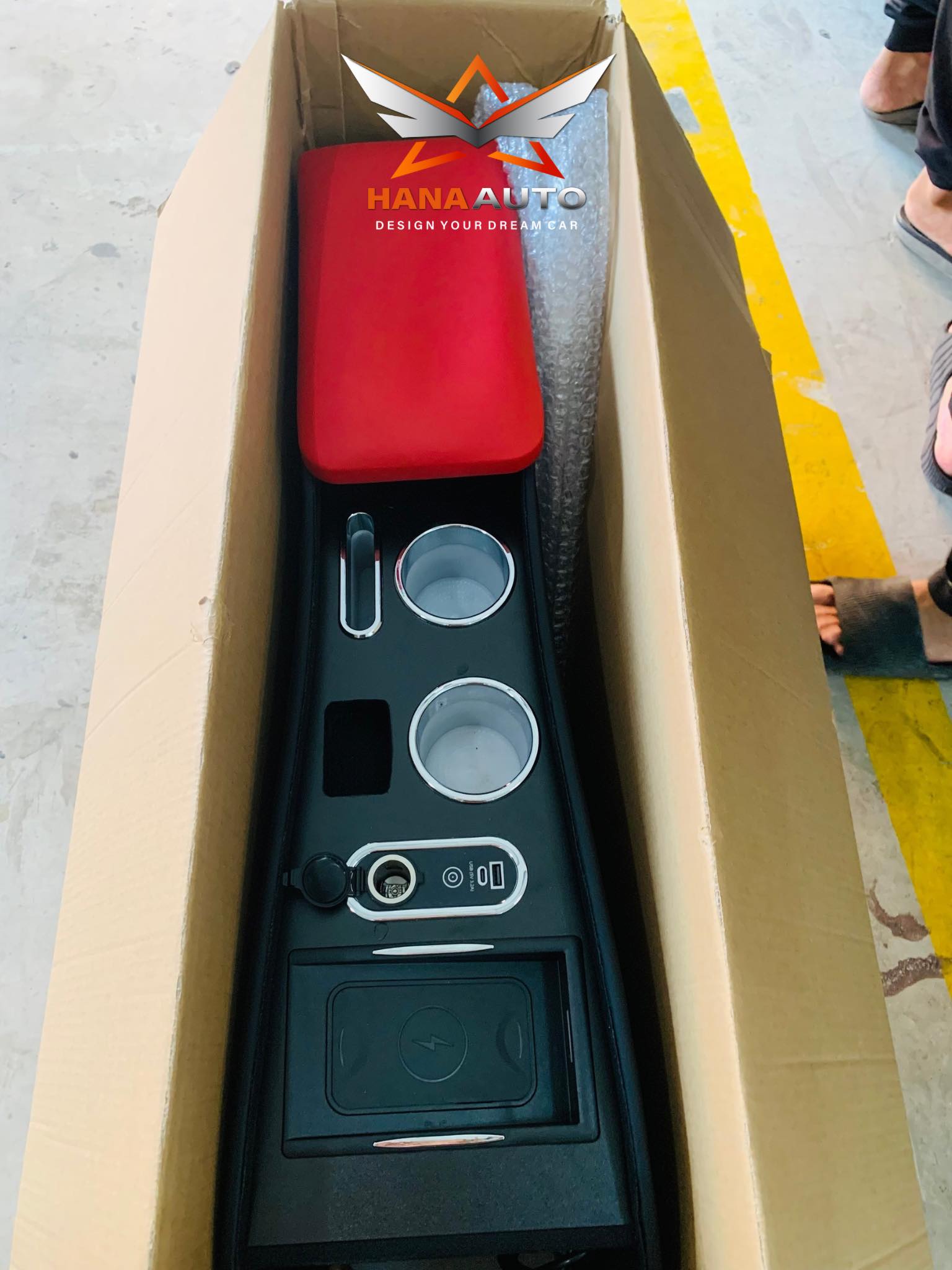 Bệ Tỳ Tay Vinfast VF3 Tích Hợp Nhiều Chức Năng